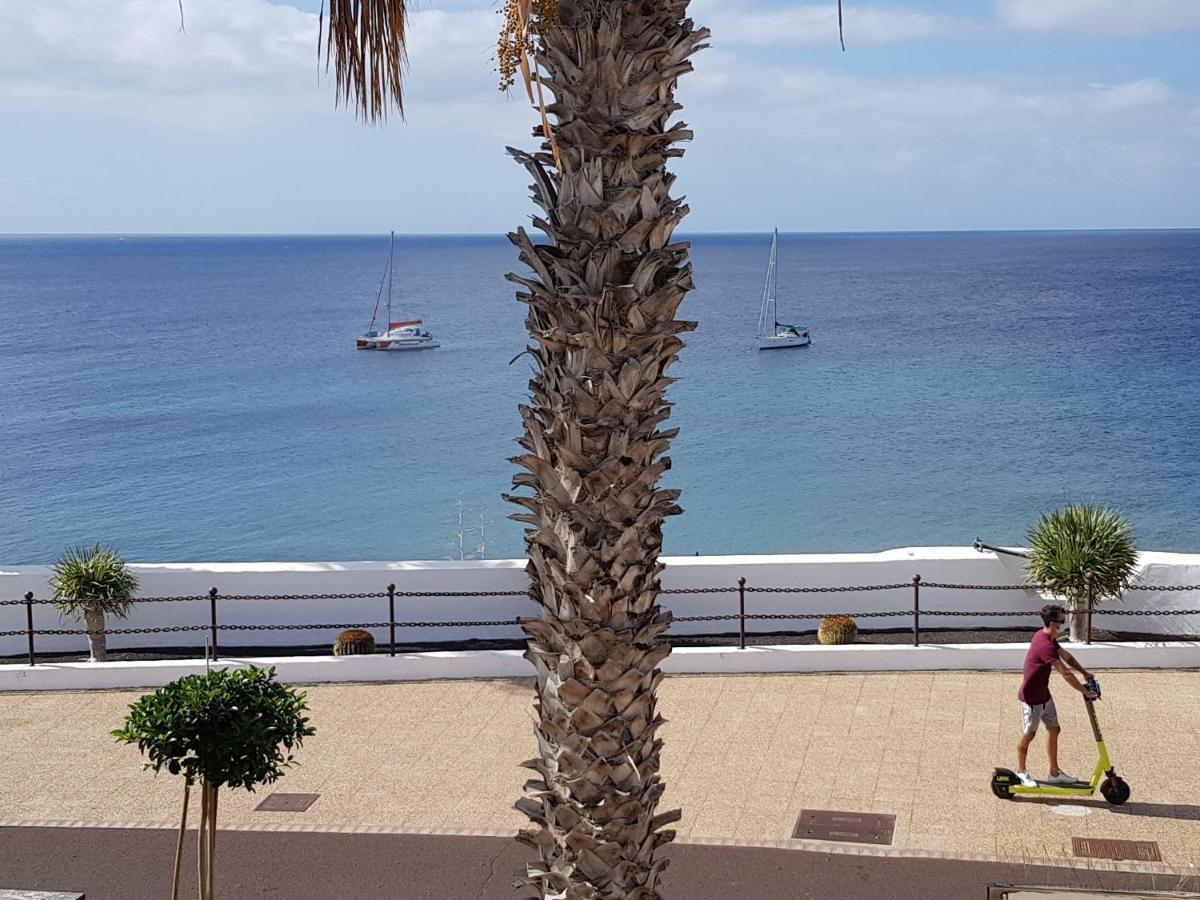 Apartamentos Capellania Puerto del Carmen  Exteriör bild